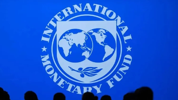 El Gobierno saldo el vencimiento de U$S 2.700 millones con el FMI sin usar dólares de las reservas