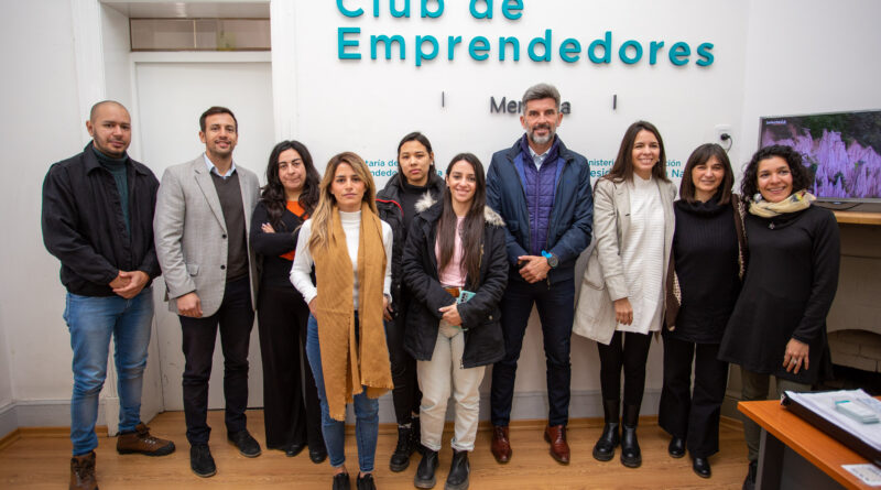 Ciudad de Mendoza: el intendente mantuvo un fructífero encuentro con emprendedoras textiles