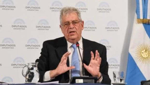 Rubinstein y Madcur viajan a Washington para dar las puntadas finales al acuerdo con el FMI