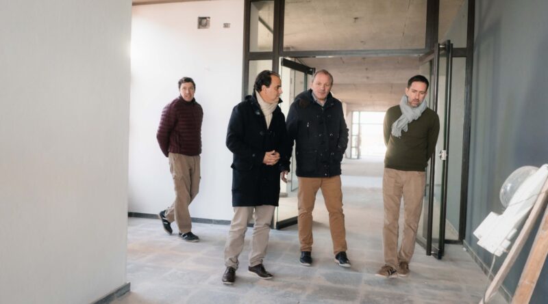 Río Cuarto: Llamosas recorrió el CGM de Alberdi que tiene un avance de obra del 90%