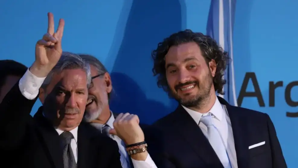 Felipe Solá recordó su salida del Gobierno: “Hubo apuro por colocar a Cafiero luego de una carta de Cristina” Felipe Solá recordó su salida del Gobierno: “Hubo apuro por colocar a Cafiero luego de una carta de Cristina”