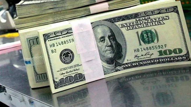 El dólar MEP opera firme arriba de 0, a la espera de nuevas señales del FMI