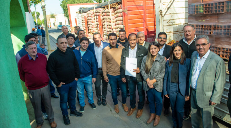 El Gobierno entregó aportes por .000.000 a clubes de la Liga Catamarqueña