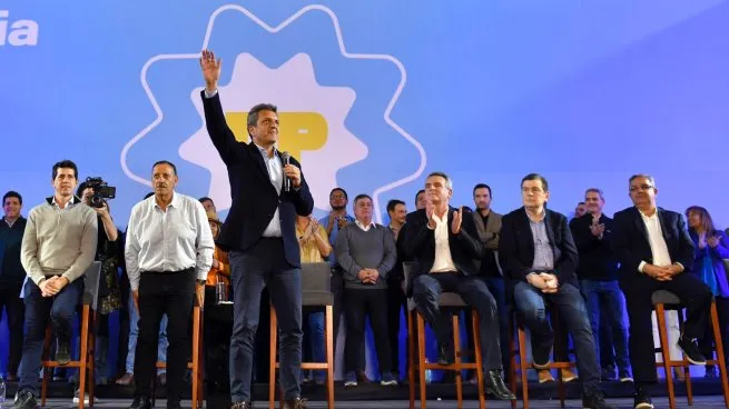 Massa en La Rioja: “Nos dejaron un ancla de USD 45 mil millones de deuda y ahora nos quieren dar clases de cómo gobernar”