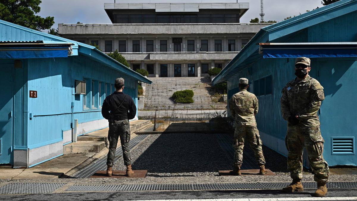 Corea del Norte mantiene el silencio total sobre el soldado que cruzó la frontera, sin responder a los mensajes de EEUU