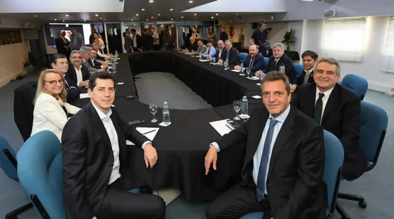 Gobernadores del PJ respaldaron la candidatura de Massa y “Wado” de Pedro será el jefe de campaña