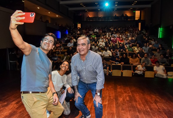 San Miguel de Tucumán: recibieron sus certificados 185 jóvenes que aprendieron programación tras ser becados por la Municipalidad