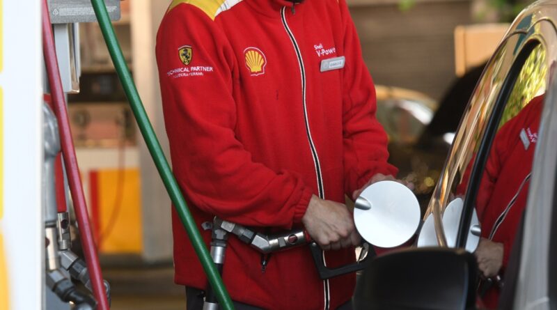 Shell y Puma subieron 12,5% promedio el precio de sus naftas y gasoils