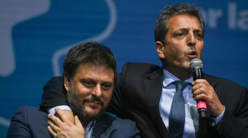 Massa instó a la militancia a respaldar a Santoro para que sea el candidato con más votos en CABA
