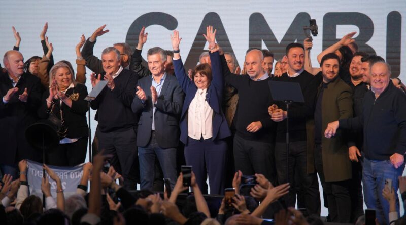 Después de una larga campaña de enfrentamientos internos, Bullrich prevaleció sobre Larreta