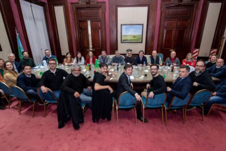 Kicillof reunió a todo el gabinete en La Plata