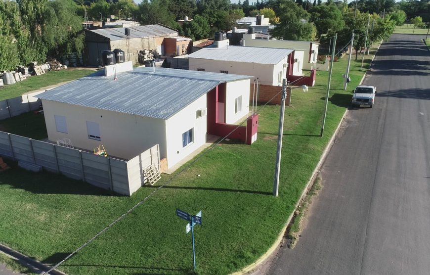 “Mi Casa 1”: un programa que evitó la discontinuidad de las obras de viviendas en La Pampa “Mi Casa 1”: un programa que evitó la discontinuidad de las obras de viviendas en La Pampa