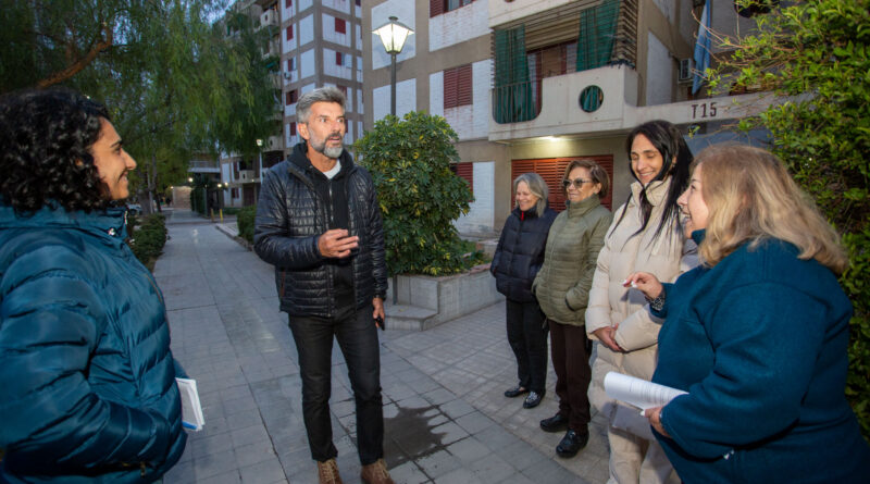 Ciudad de Mendoza: Ulpiano Suarez recorrió la culminación de las obras en calle Pellegrini