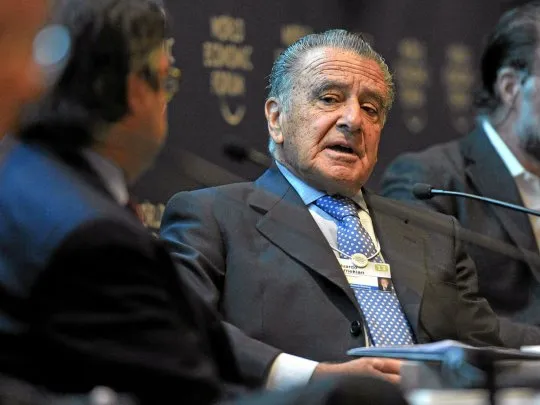Eurnekian: “Milei no está a la altura ni para juzgar ni para opinar sobre el Papa”