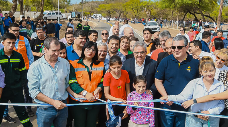 Raúl Jalil inauguró la primera etapa de la Ruta 7, una vía que transformará el Este de la provincia de Catamarca