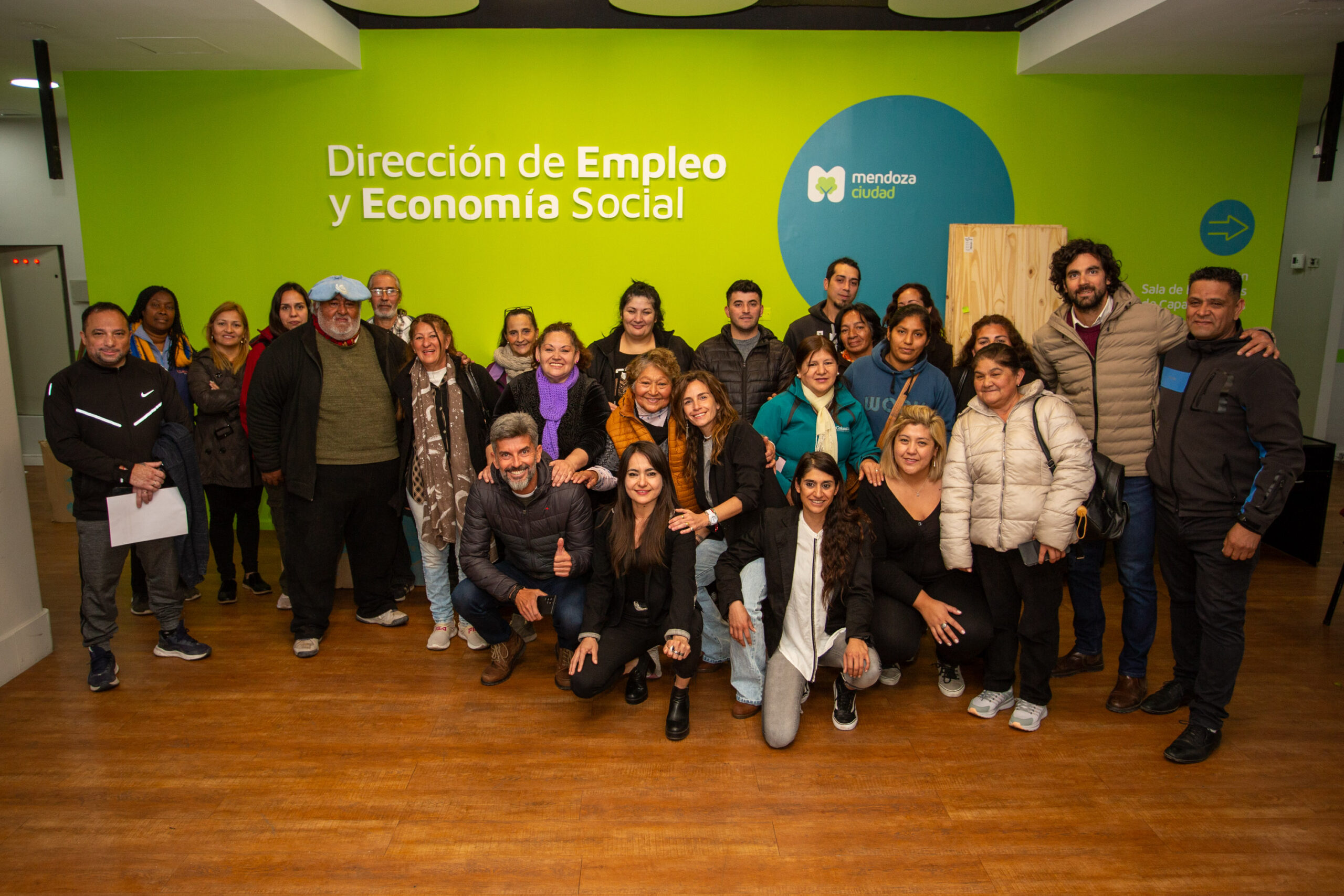 Ulpiano Suarez entregó equipamiento a emprendedores de la  Economía Social