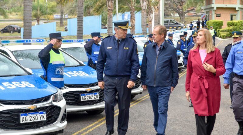 Entregaron 76 nuevos vehículos a la Policía para fortalecer la seguridad en Entre Ríos
