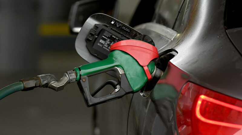 Massa confirmó la importación de combustible y aguarda una pronta normalización