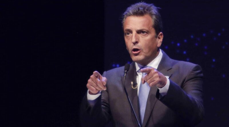 Massa: caravana en La Matanza y reuniones en economía previas al debate