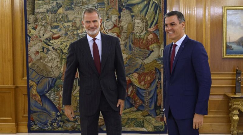 Sánchez recibe del Rey el encargo de formar Gobierno y muestra apertura hacia los catalanes