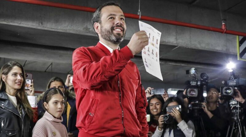 Colombia: el opositor Carlos Galán se alzó con la alcaldía de Bogotá