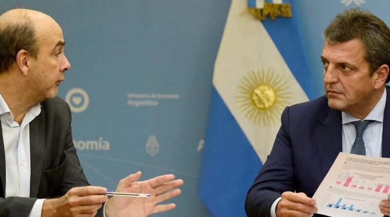 El Gobierno emite una enérgica respuesta a Carlos Melconian: “Sigue saboteando a través de la mentira”