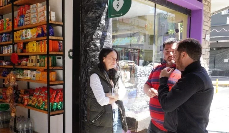 Vicente López incorpora un segundo Centro Comercial Cardioprotegido