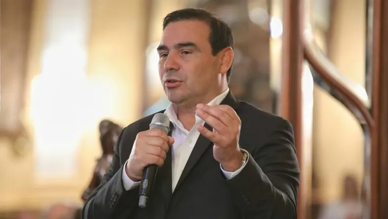 Gustavo Valdés afirmó: “Voy a votar positivamente por uno de los dos candidatos, no voy a votar en blanco”