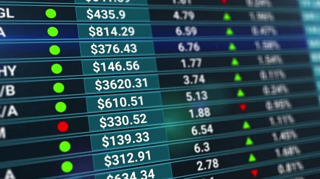 La popularidad de los Fondos Comunes de Inversión ligados al dólar obliga a algunas gestoras a tomar decisiones drásticas