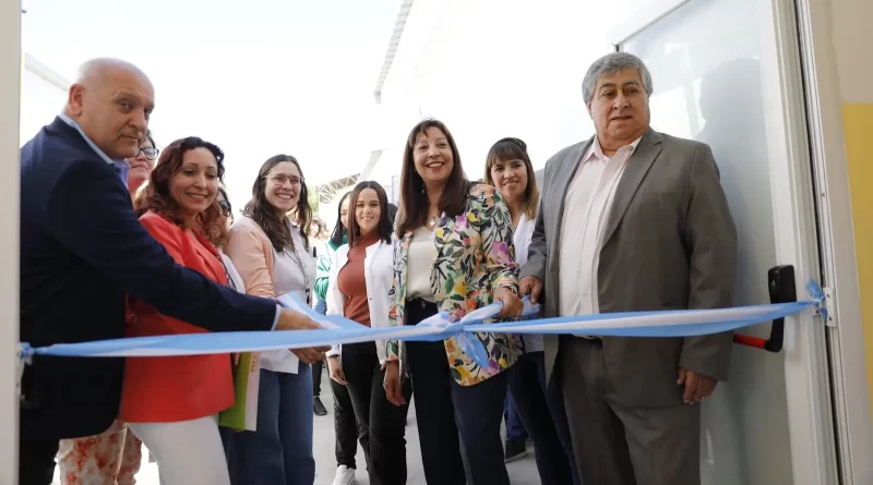 Río Negro: Arabela Carreras inauguró la ampliación del hospital de Chimpay y recorrió obras