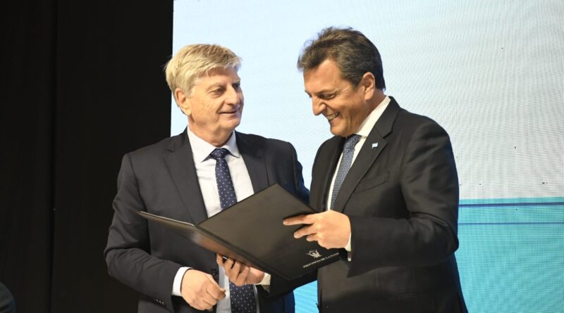 Ziliotto y Massa firmaron el convenio que devuelve .585 millones a La Pampa