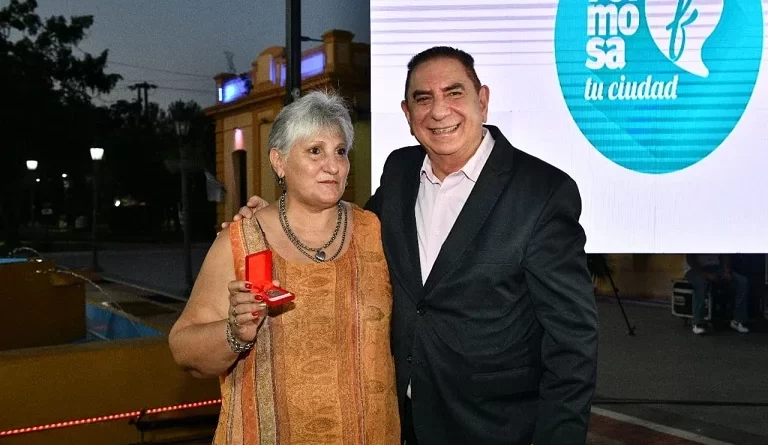 Jofré reconoció a trabajadores y trabajadoras con trayectoria en el servicio por el Día del Empleado Municipal