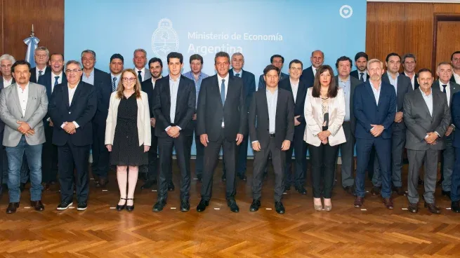 Reunión con gobernadores: Massa transferirá ATN a las provincias para salarios y aguinaldos