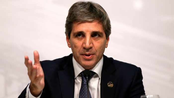 Luis Caputo anunció las primeras medidas del Plan Motosierra: que pasa con el dólar, impuestos e inflación