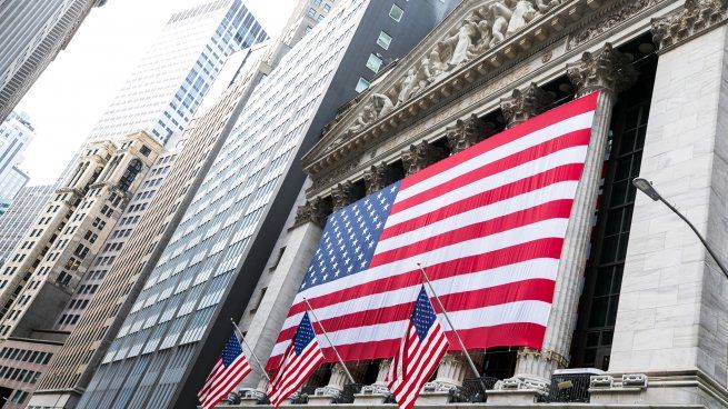S&P Merval cortó racha de 5 caídas al hilo; ADRs de bancos treparon hasta 8% en Wall Street