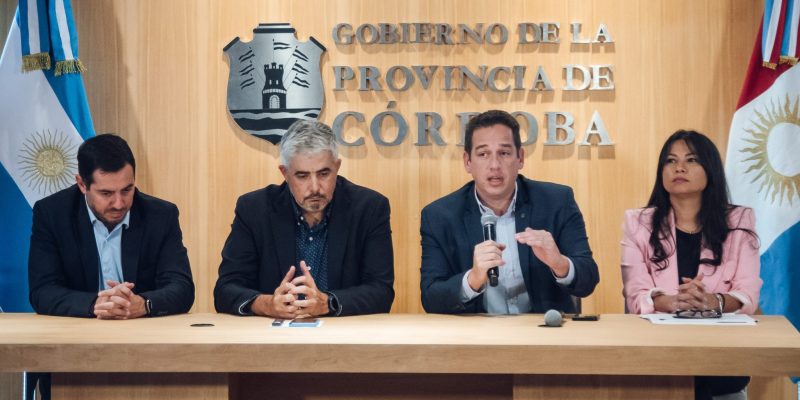 Córdoba refuerza el sistema de salud para pacientes con Dengue: atenderán casos graves en Hospitales y los leves en Centros de Salud