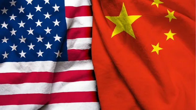 China aumenta la tensión con EEUU: bloqueó el uso de chips Intel y AMD en computadoras del gobierno