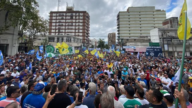La UOM inició un paro por 72 horas y se movilizó en Campana