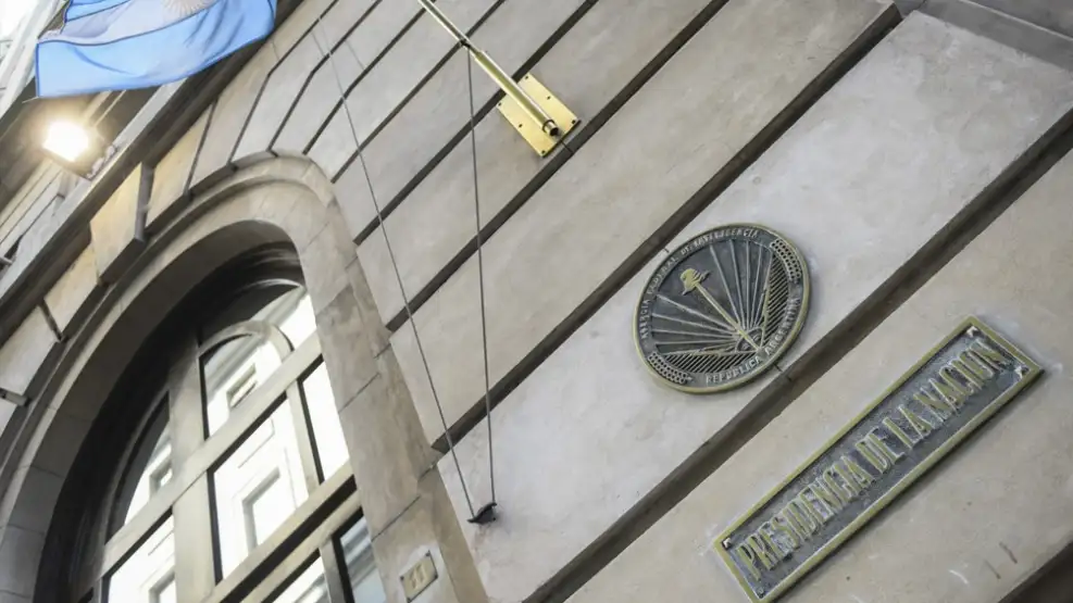 El Gobierno anunció la disolución de la AFI y creó nuevamente la SIDE