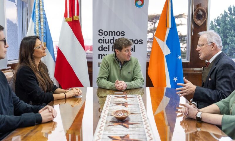 Melella recibió al Embajador de Austria en la apertura del consulado honorario de ese país en Tierra del Fuego Melella recibió al Embajador de Austria en la apertura del consulado honorario de ese país en Tierra del Fuego