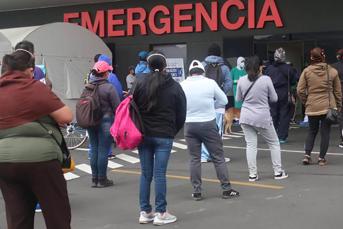 Ecuador: Noboa cambia al ministro de Salud en medio de denuncias de falta de medicamentos