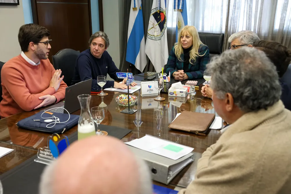 Chahla gestiona financiamiento internacional para el plan de obras hidráulicas de la capital