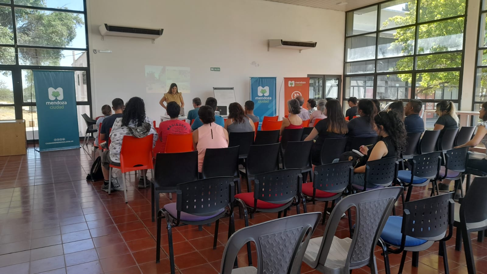 Mendoza presenta un nuevo ciclo de capacitaciones gratuitas