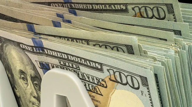 El dólar oficial volvió a subir ante otra baja de tasas: acumula un avance de casi  tras las elecciones de PBA