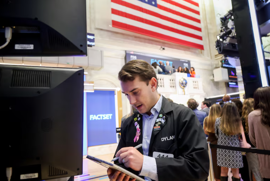 La inteligencia artificial redefine Wall Street: el S&P 500 se divide entre empresas con IA y las que quedaron atrás
