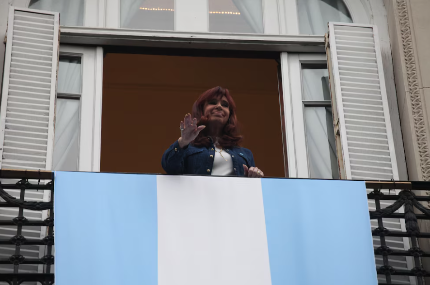 Cristina Kirchner responsabilizó a Kicillof por la derrota y llamó a “reconstruir la unidad peronista”