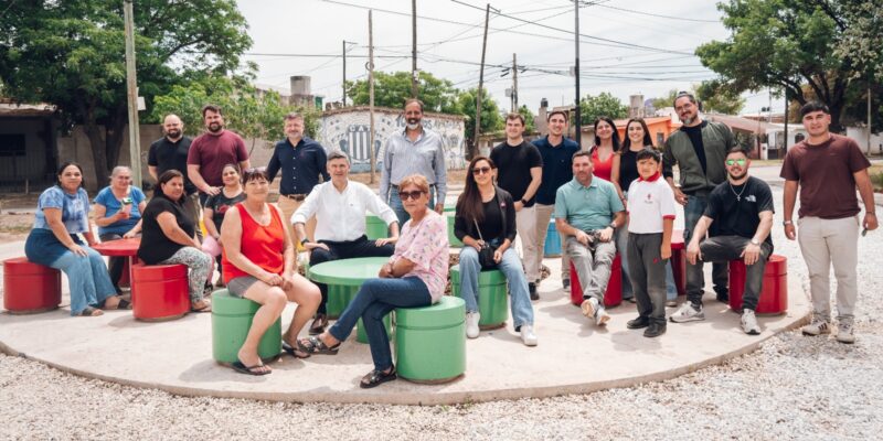 Passerini recorrió la nueva plaza Amadeo Nuccetelli, futuro pulmón verde de barrio Parque Futura