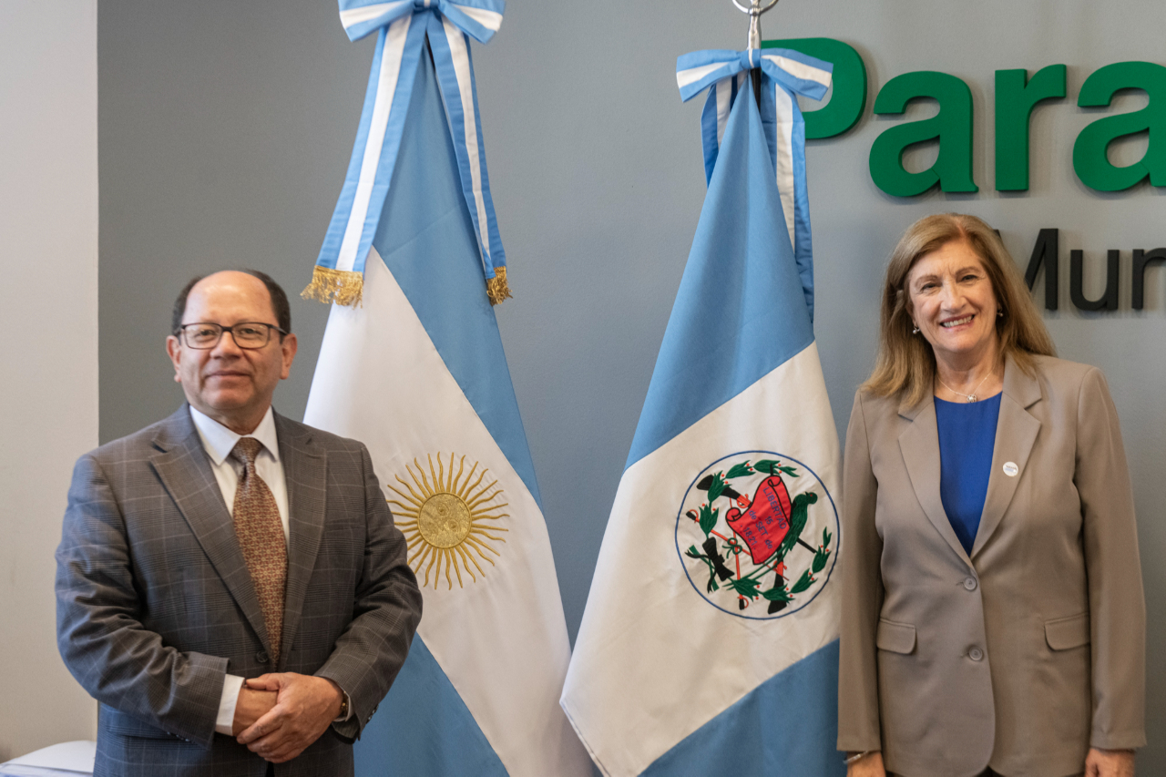 La intendenta Rosario Romero recibió al embajador de Guatemala en Paraná