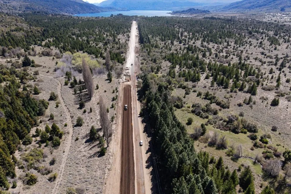 Neuquén aprobó dos créditos internacionales para obras viales, urbanas y de desarrollo territorial