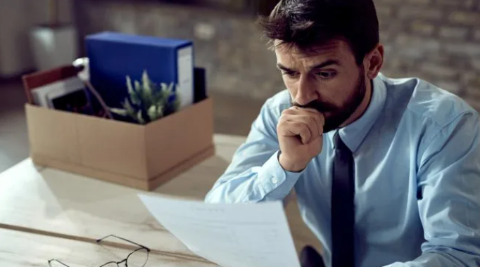 Aguinaldo bajo presión: casi tres de cada diez argentinos lo usaron para saldar deudas